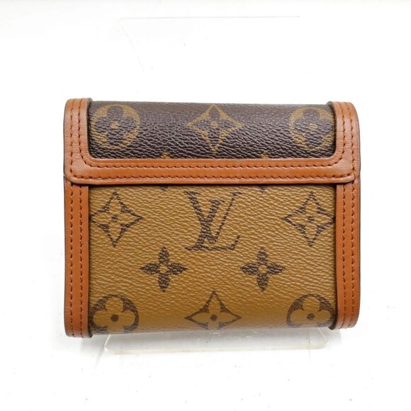 Authentic Louis Vuitton Brown Monogram Wallet mn465-021526 - Picture 2 of 9